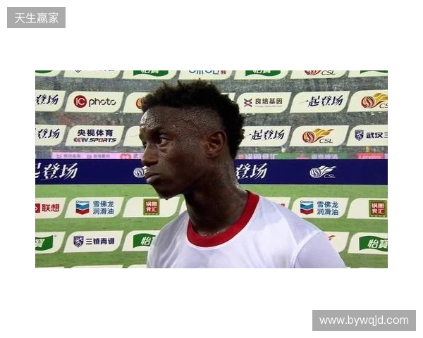 博主：蓉城外援卡隆目前仍处于留队状态，但已不可能随队踢中超