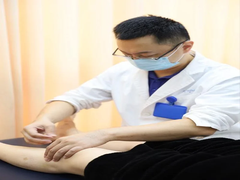 西班牙老中医？图片报：凯恩身体健康得益于长期坚持针灸